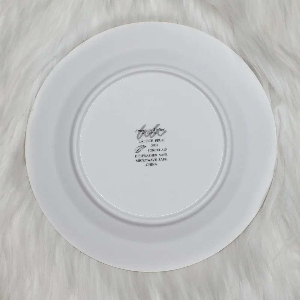 Vintage American Atelier Lattice Fruit plates (5031) produced in 1990